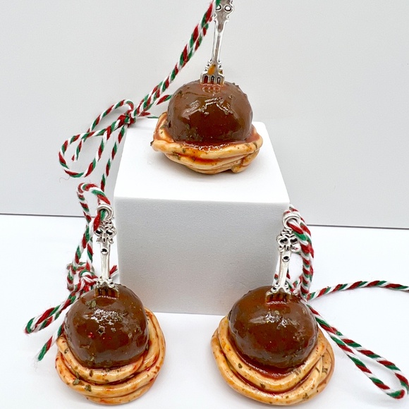Spaghetti & Meatball Christmas Ornament – Handmade Clay Italian Food Ornament - Picture 10 of 16